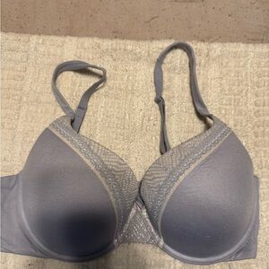 🤑Victoria's Secret Blue-Gray Lace Accent Body by Victoria Perfect Shape 36D Bra